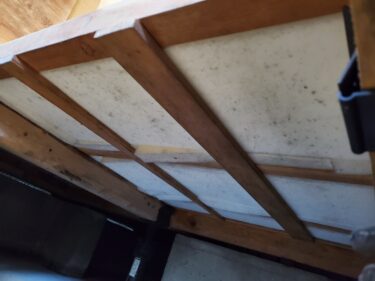 山梨県甲府市　木造住宅のカビ取り【カビ対策・除カビ・防カビ】